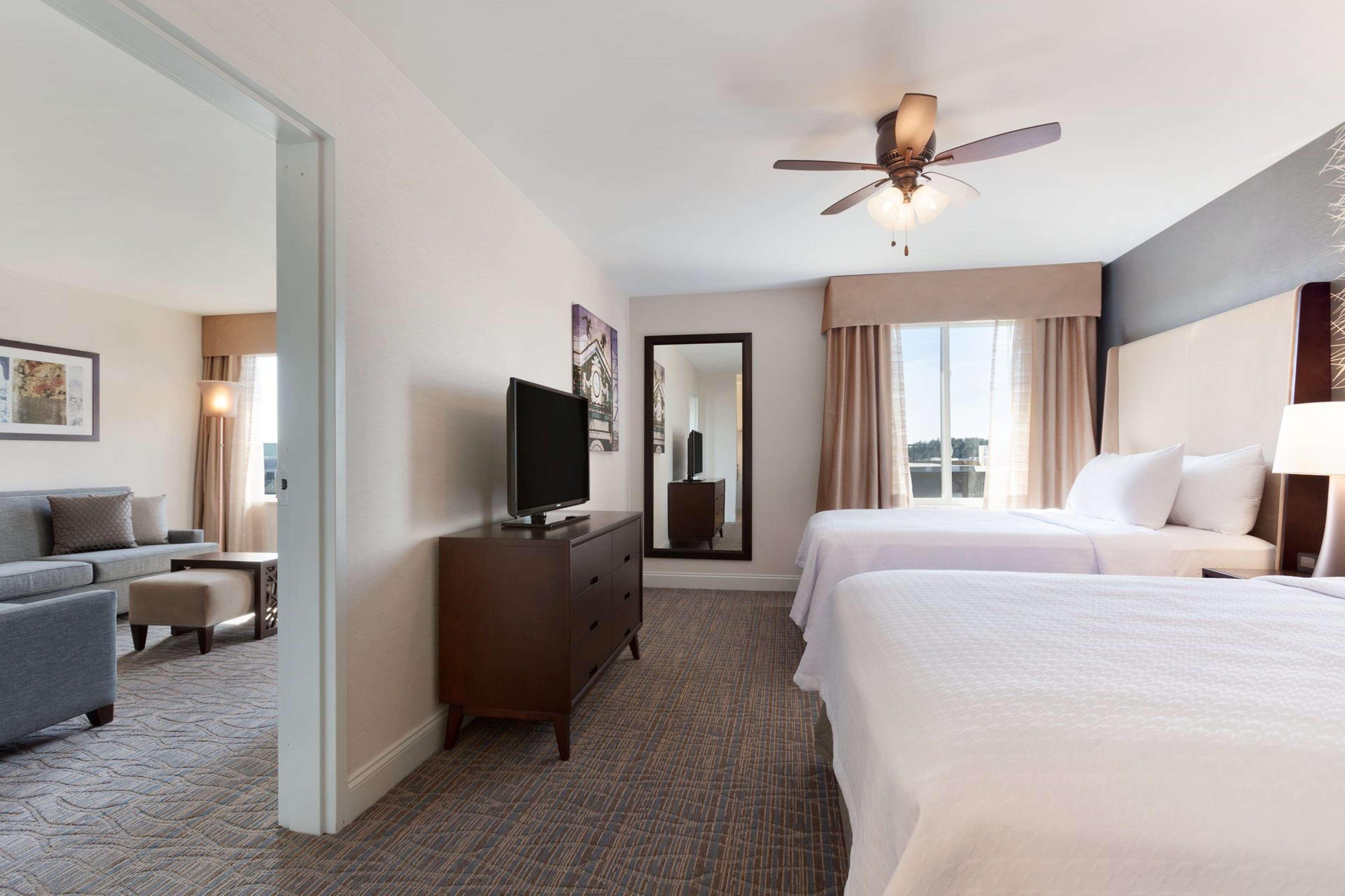 Homewood Suites By Hilton Burlington Exterior foto