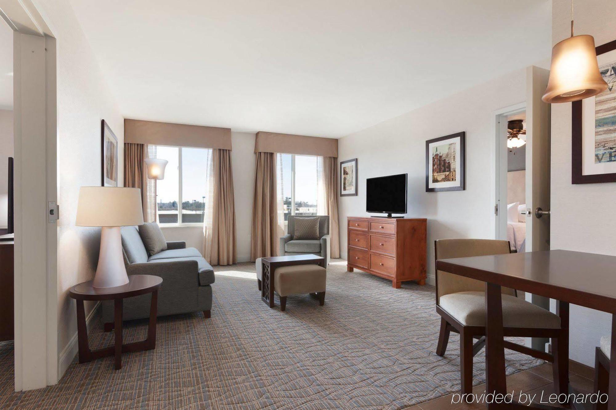 Homewood Suites By Hilton Burlington Exterior foto